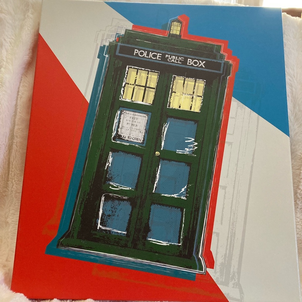 Oliver Gal tardis print